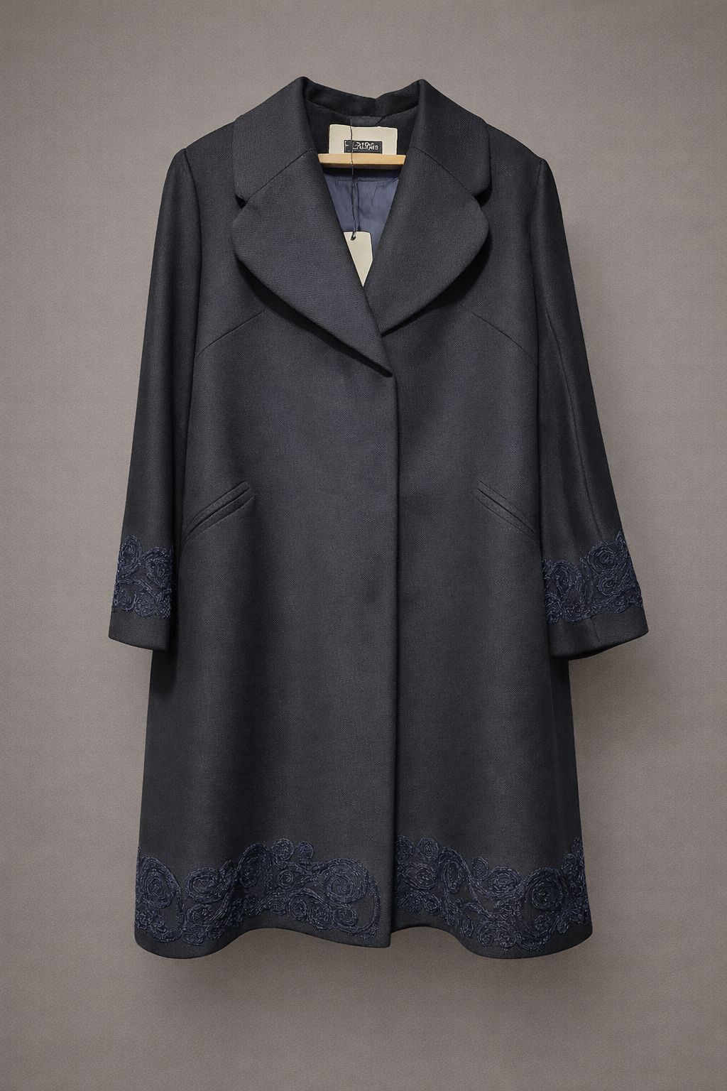 SL-N DESIGNED COAT