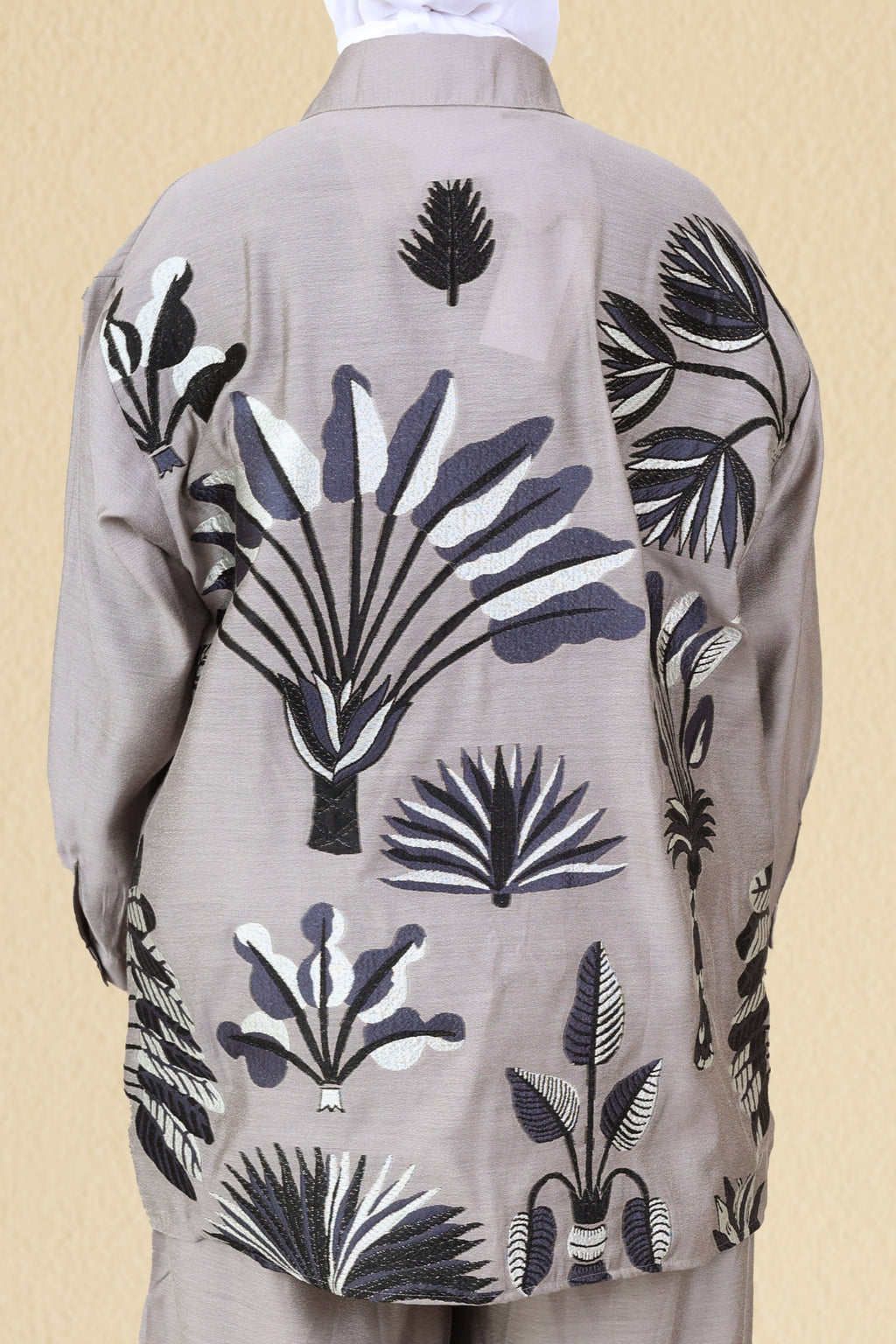 Embroidered Oversize Set image 1