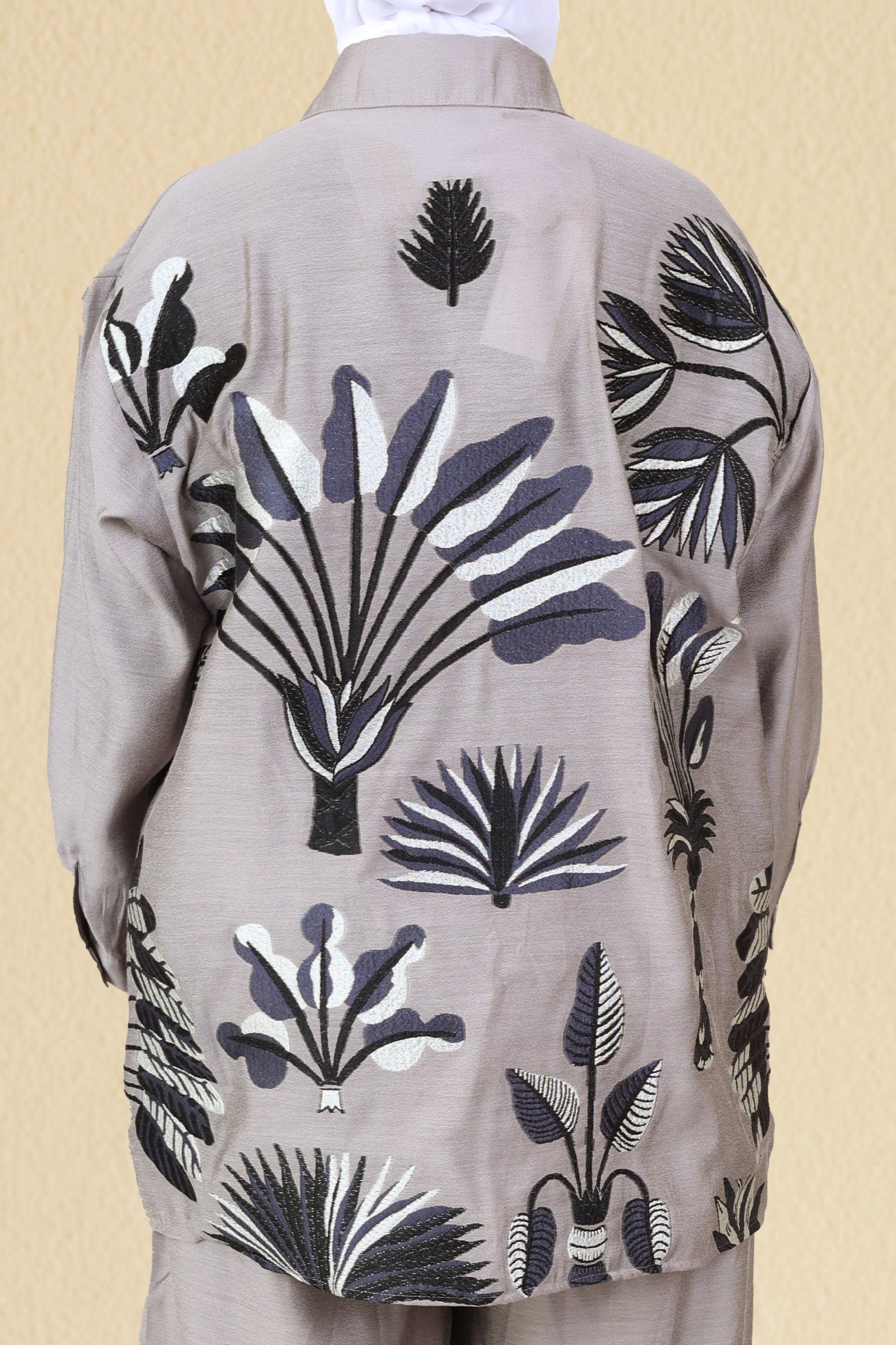 Embroidered Oversize Set image 1