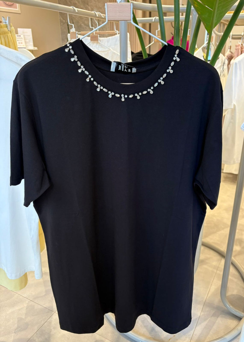 Basic T-Shirt image 1