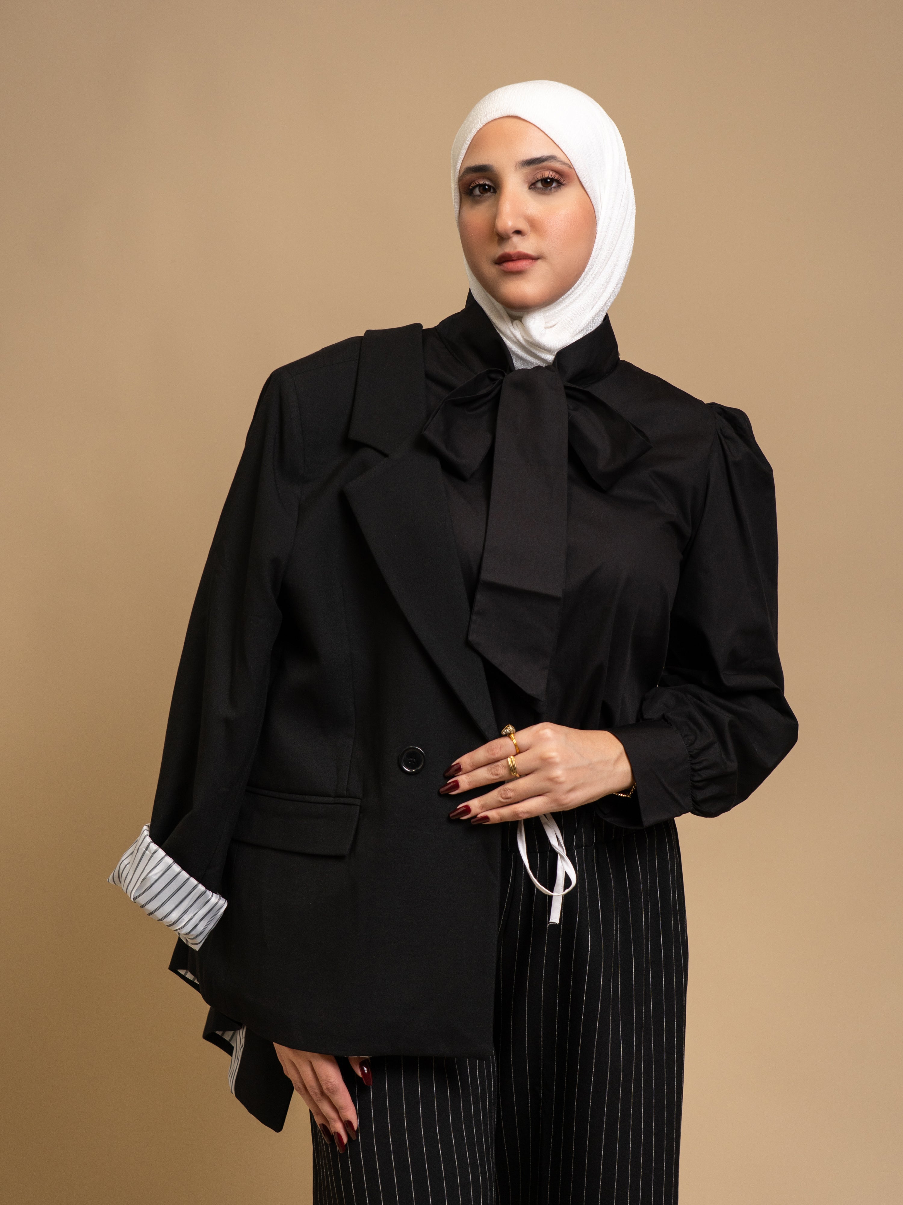 OQ-BLAZER BLACK