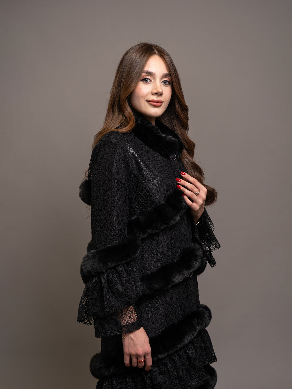 NY-LACE FUR JKT