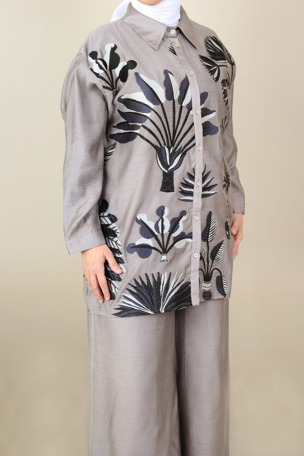 Embroidered Oversize Set image 0
