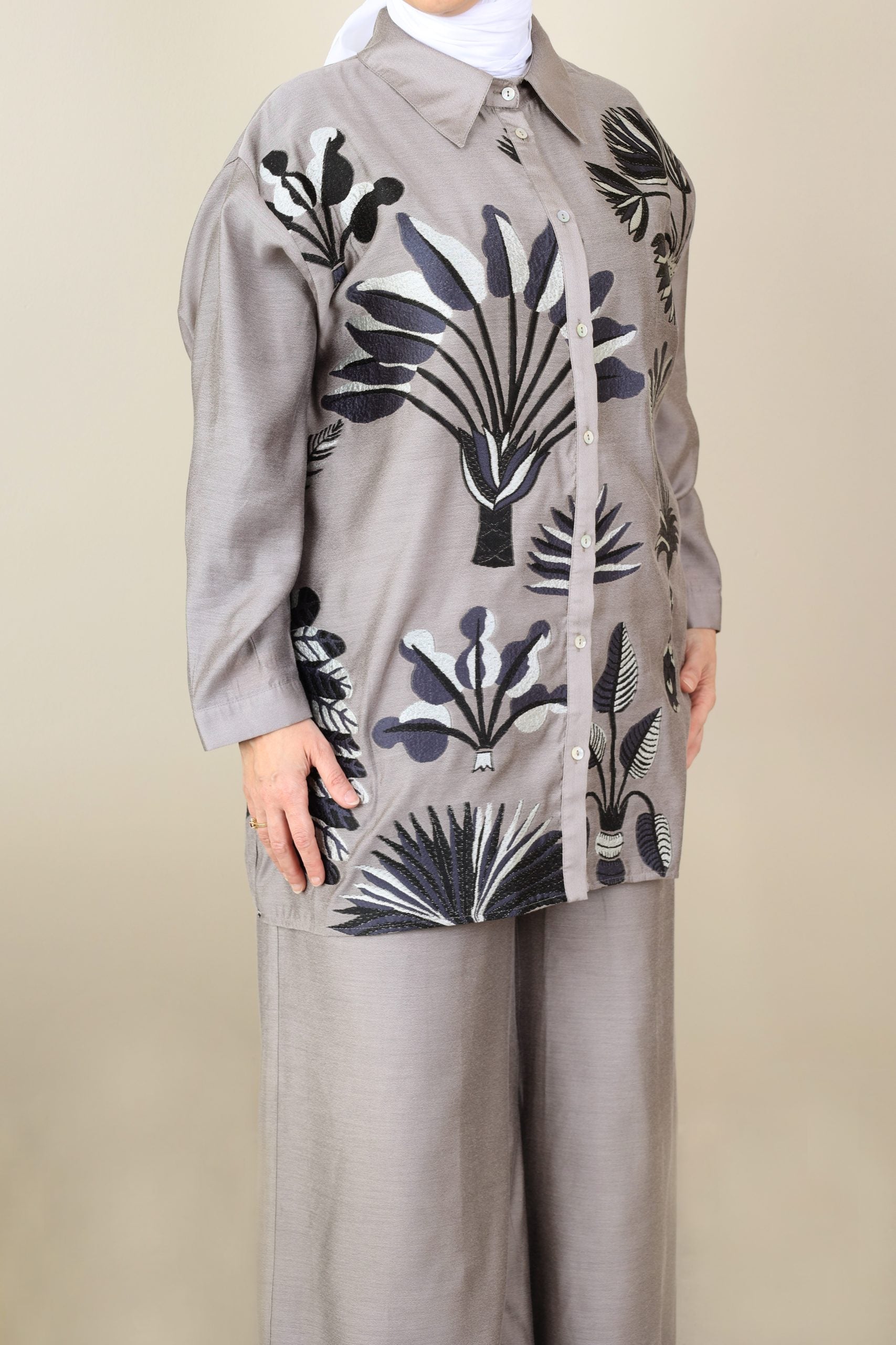 Embroidered Oversize Set image 0